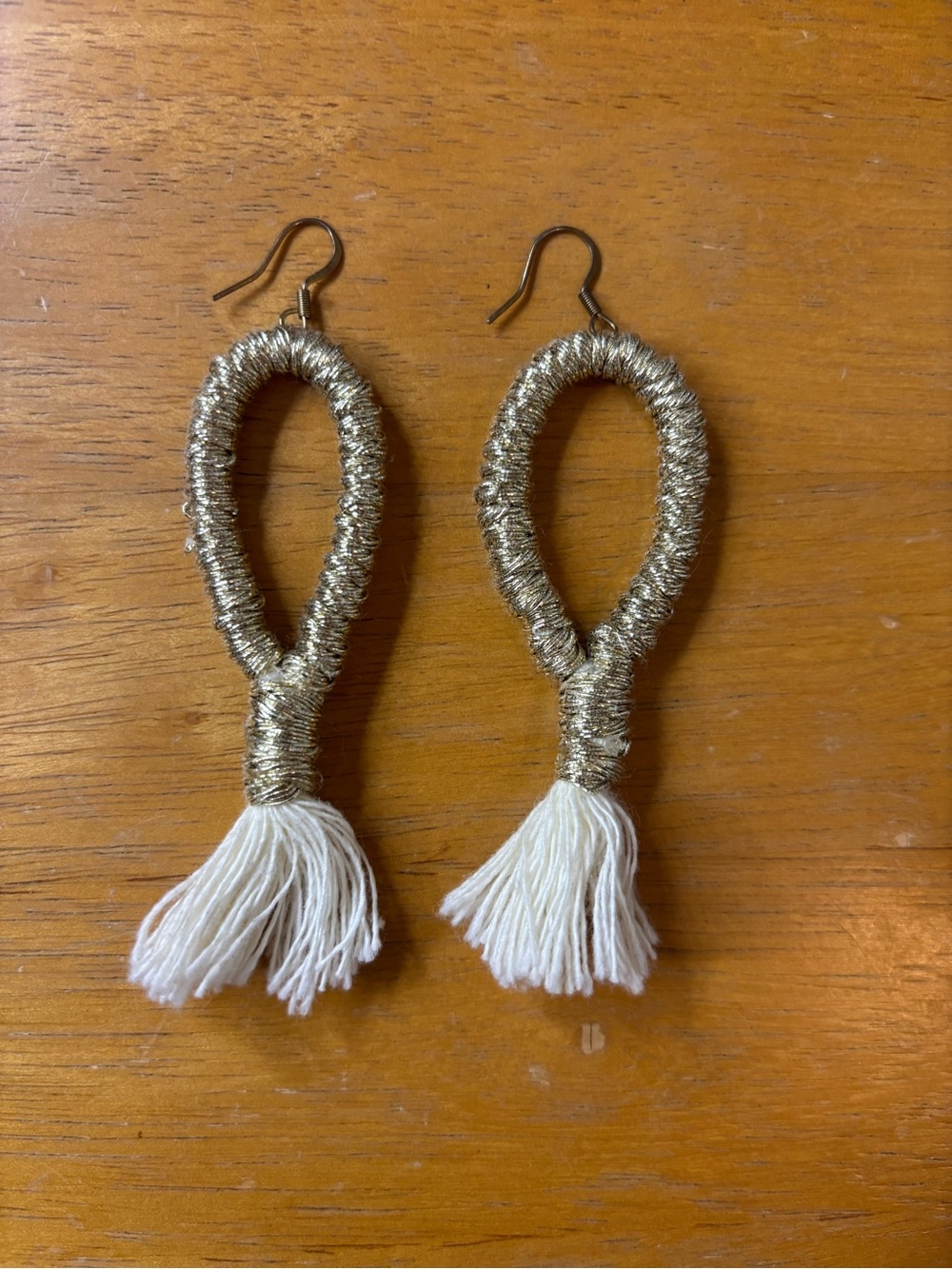 Women’s Woven Metallic Gold & Cream Dangling Hoop Tassel Earrings